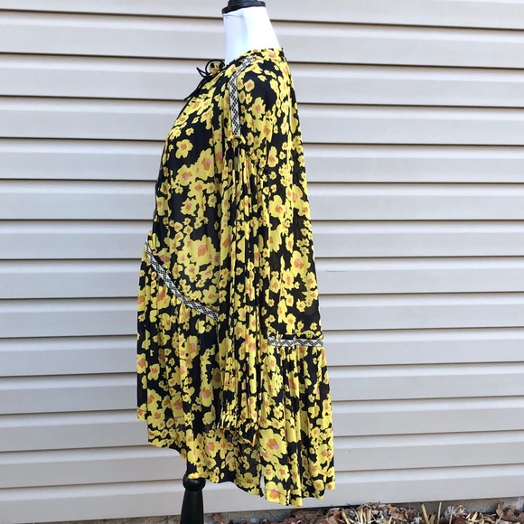 EUCFree People Love Letter Floral Print Tunic - Picture 13 of 16